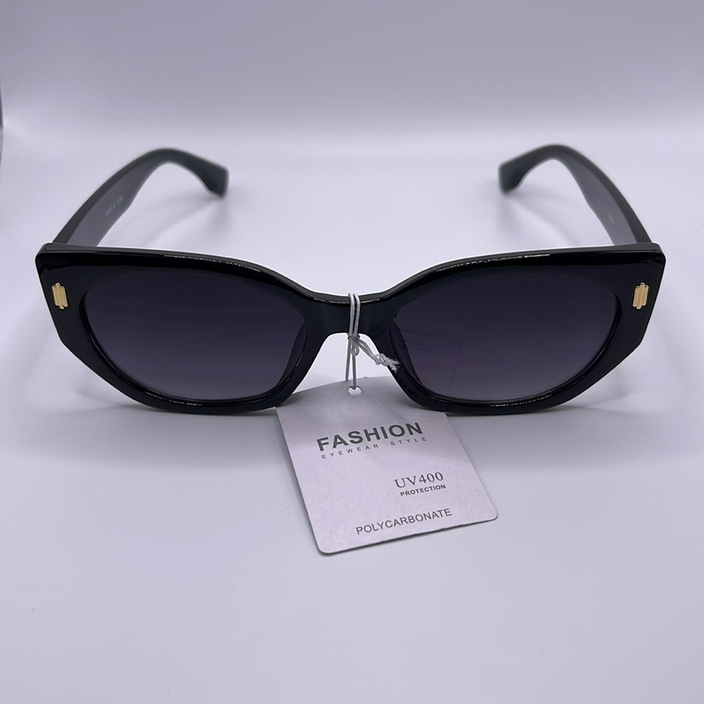 𝅺cat Eye Black Gold Accent Fashion Sunglasses